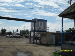 Вагончик для охраны с лестницей в Кетченерах